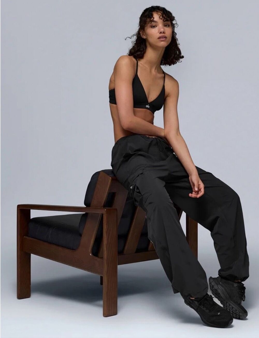 Alo Yoga Low Rise Megastar Cargo Pants Black M NWT Baggy Wide Leg Y2K